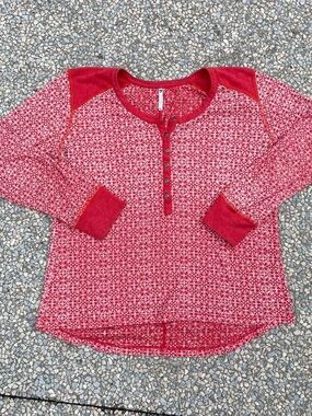 Kuhl Red and White Long Sleeve Waffle Knit Base Layer Tee